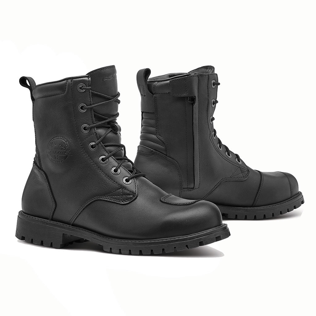 motorcycle boots Forma Legacy black urban city street usa